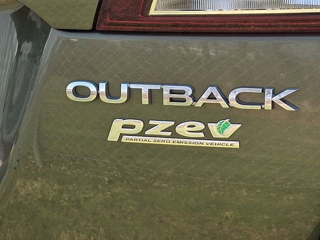 Used 2016 Subaru Outback 2.5i Limited image 11