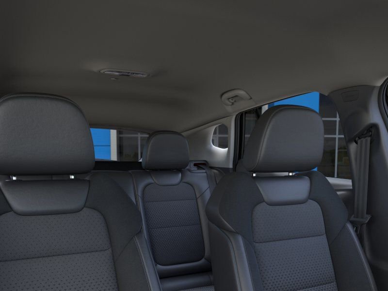 New 2026 Chevrolet Trax LT w/ LPO, Blackout Package FWD image 59