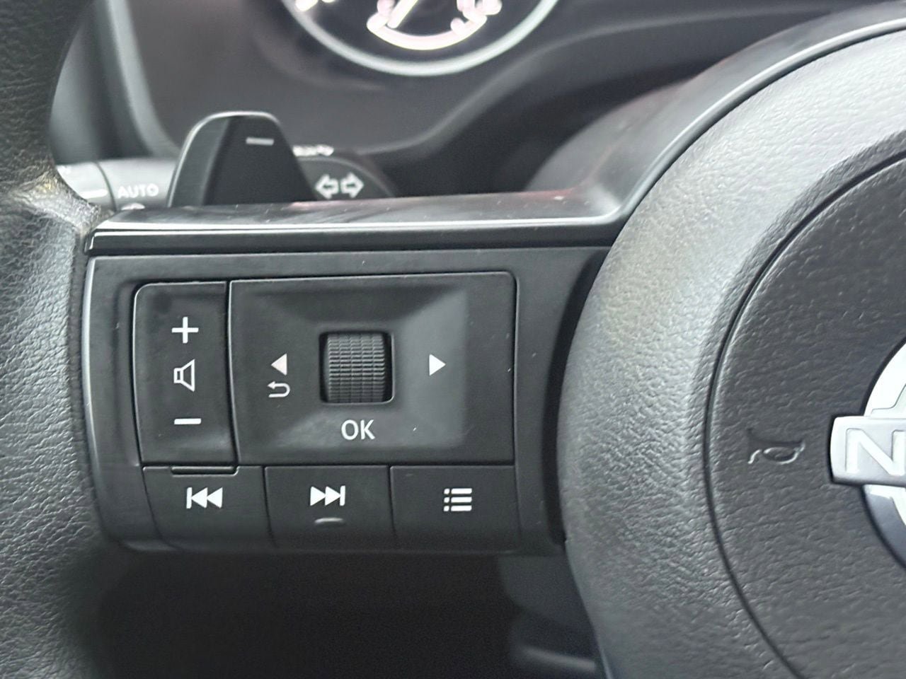Certified 2024 Nissan Rogue S AWD/4WD image 20