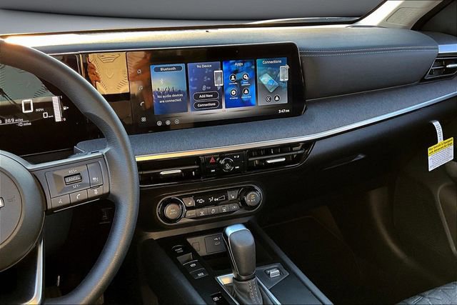 New 2026 Nissan Kicks SV image 6