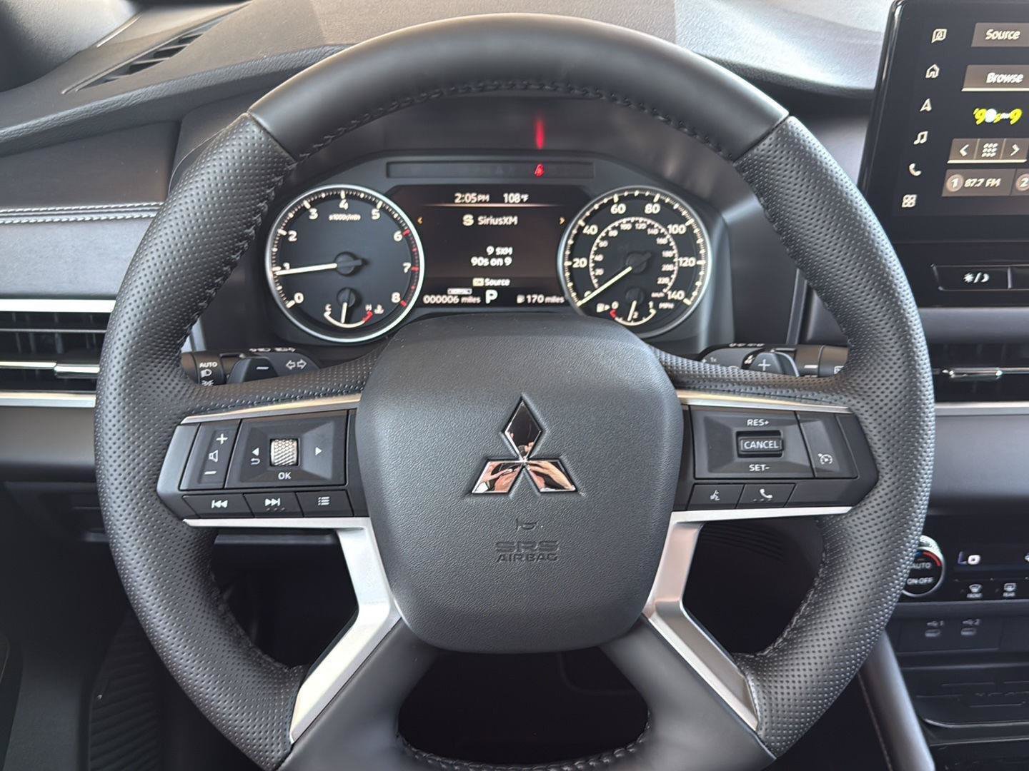 New 2026 Mitsubishi Outlander LE FWD image 15