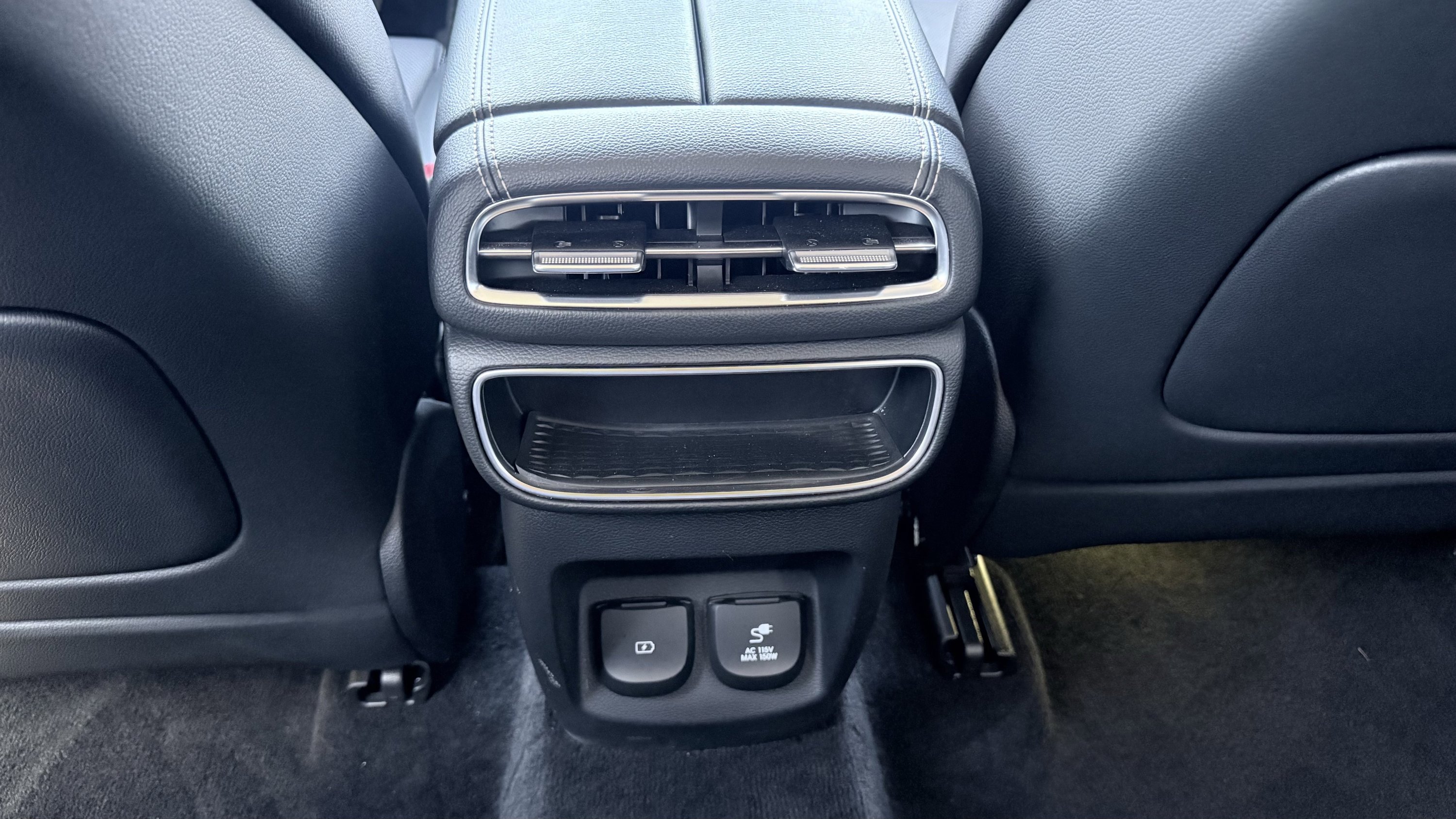 Used 2024 Genesis GV80 2.5T AWD/4WD image 46