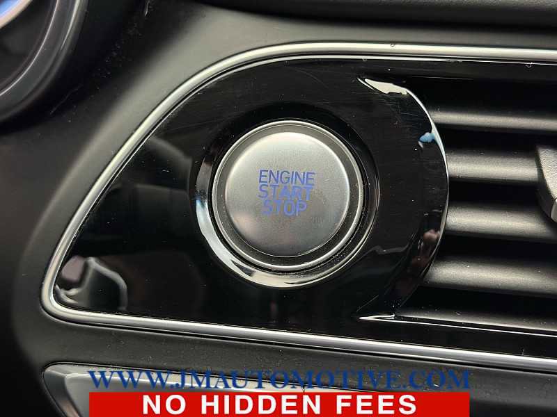 Used 2023 Genesis G70 2.0T image 41