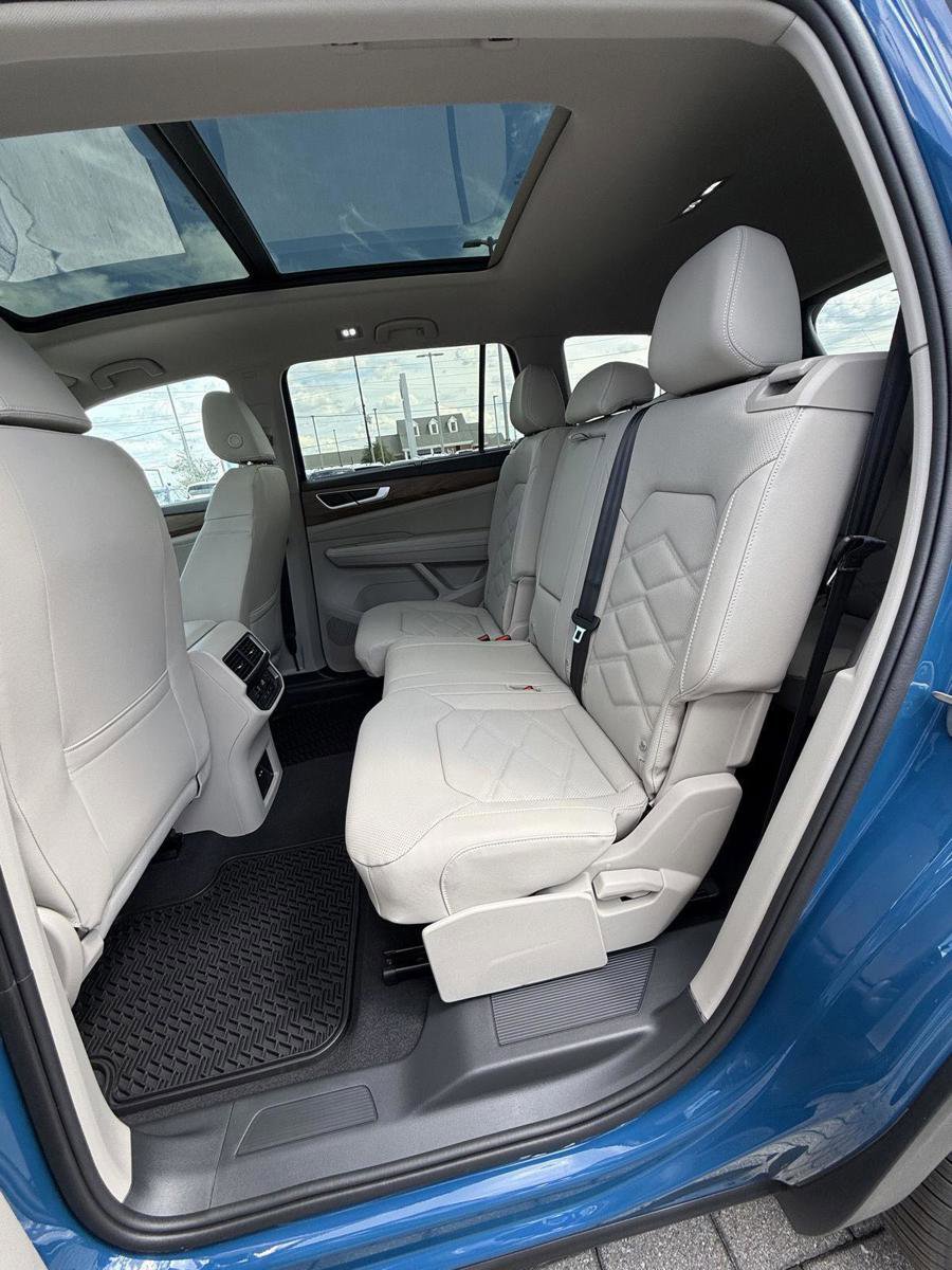 New 2026 Volkswagen Atlas SE image 16