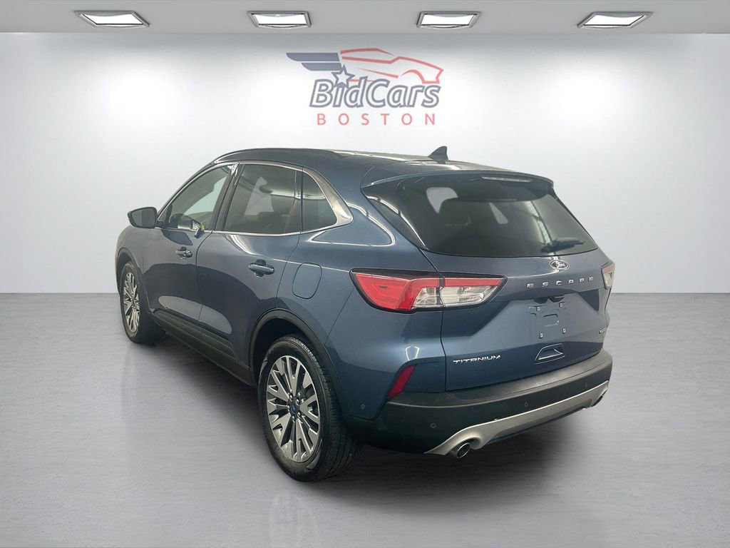 Used 2020 Ford Escape Titanium w/ Titanium Premium Package 2.0 AWD/4WD image 6