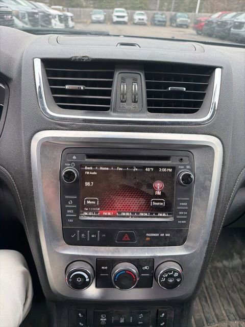 Used 2014 GMC Acadia SLE image 2