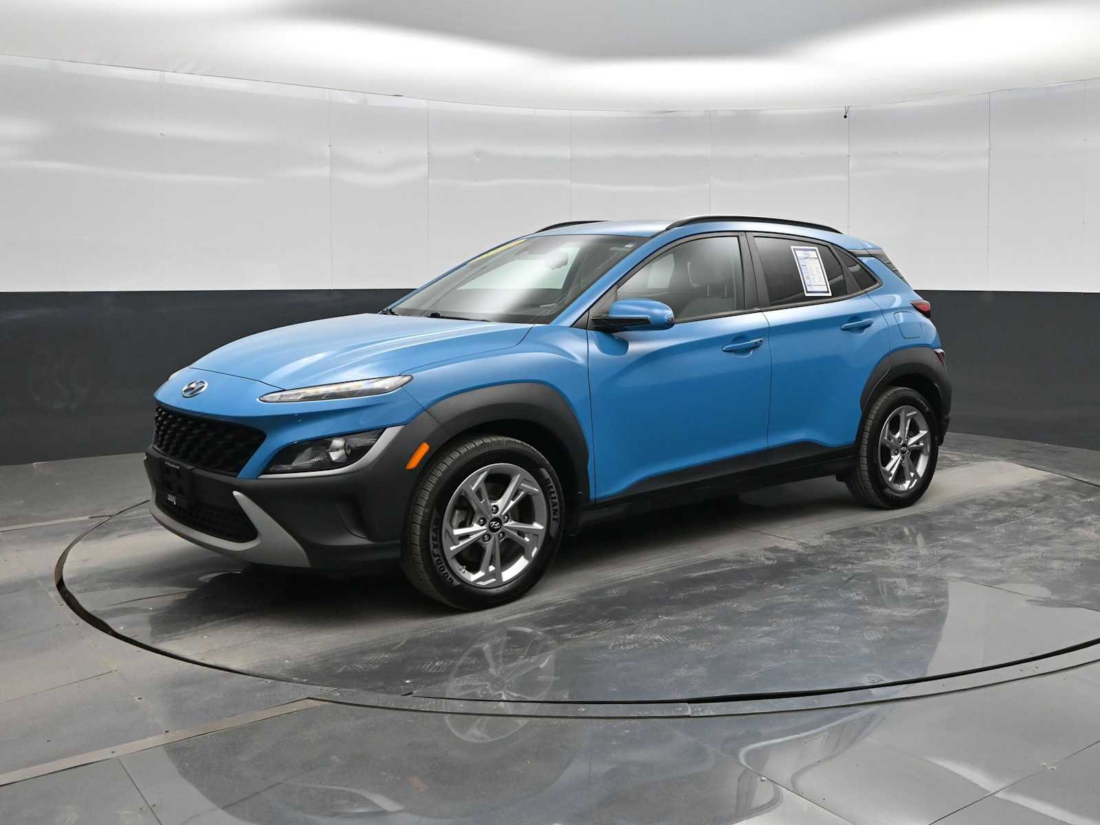 Used 2022 Hyundai Kona SEL AWD/4WD image 4