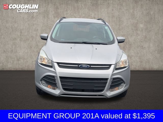 Used 2016 Ford Escape SE w/ SE Leather Comfort Package FWD image 2