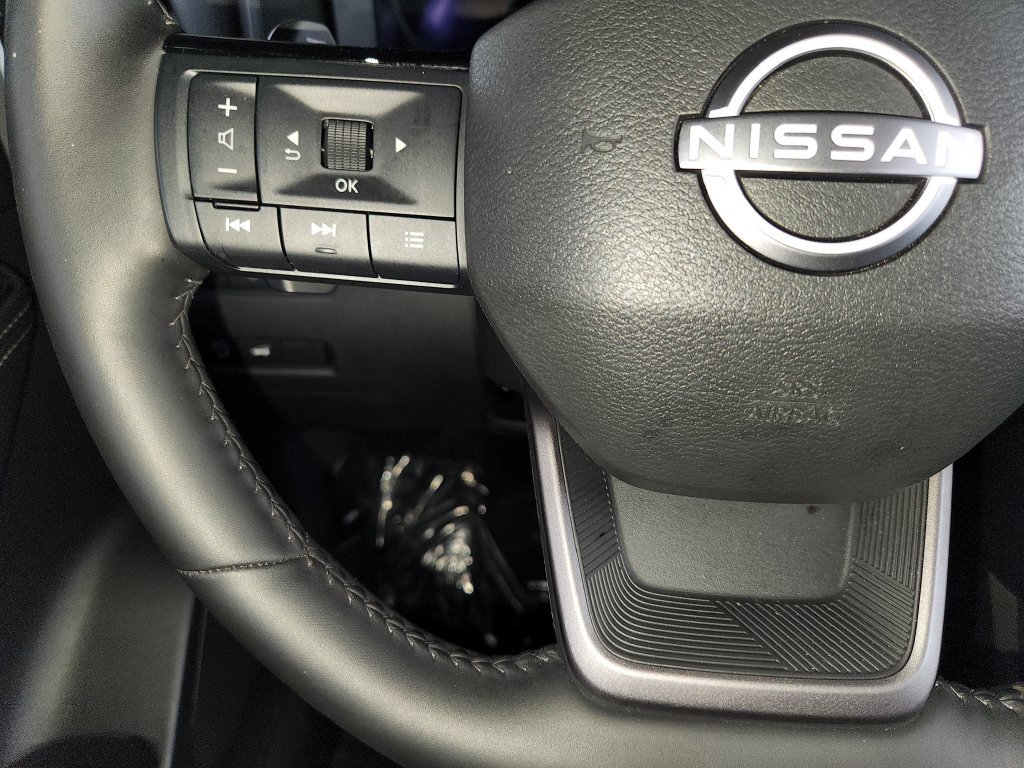 Used 2026 Nissan Rogue Platinum w/ Platinum Premium Package AWD/4WD image 27