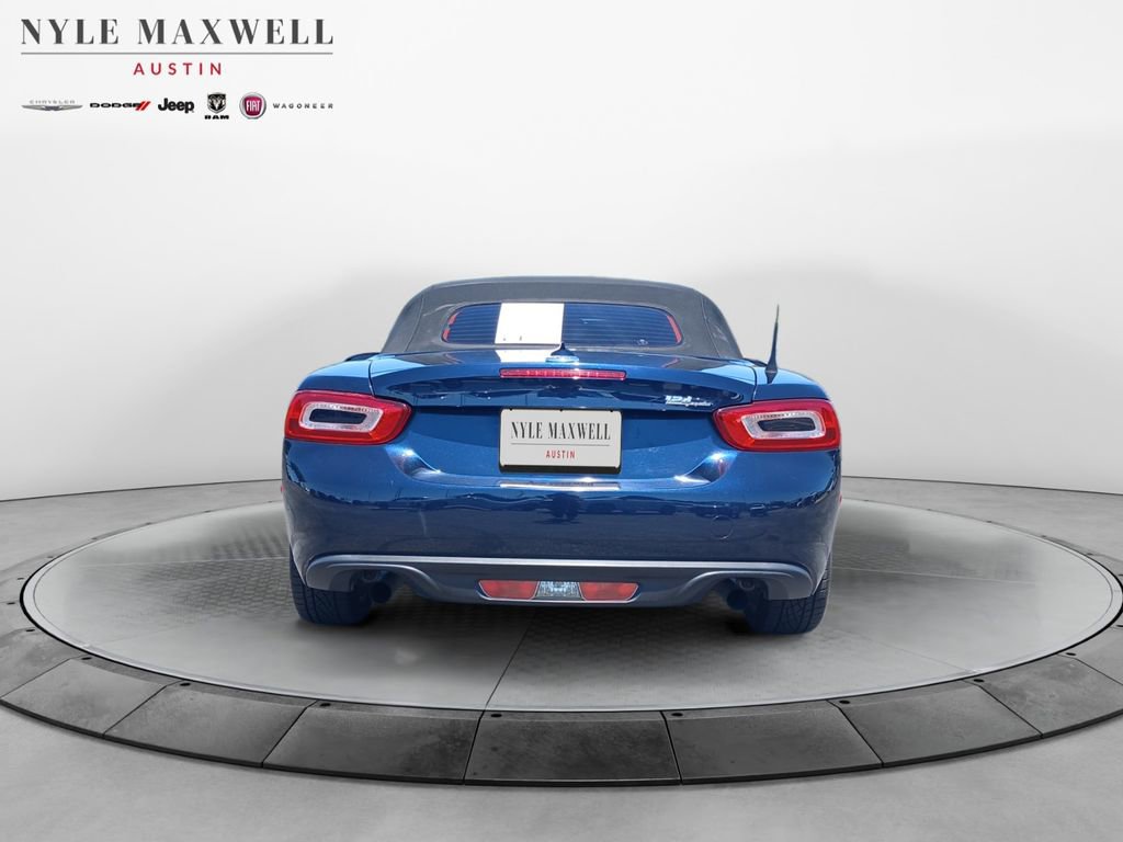 Used 2019 FIAT 124 Spider Classica w/ Technology Group RWD image 15