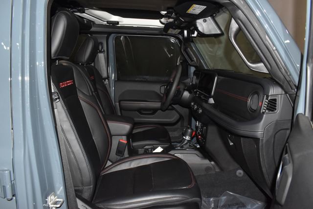 Used 2024 Jeep Wrangler Unlimited Rubicon AWD/4WD image 29