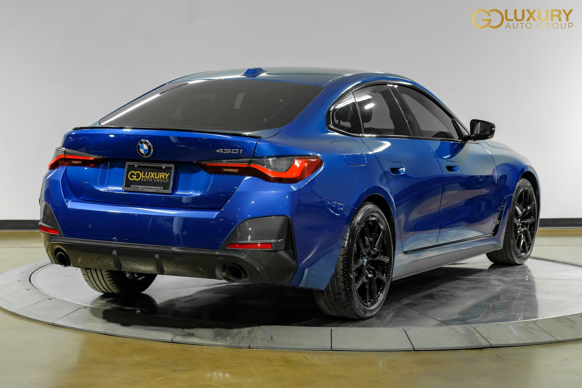 Used 2023 BMW 430i Gran Coupe w/ M Sport Package RWD image 9