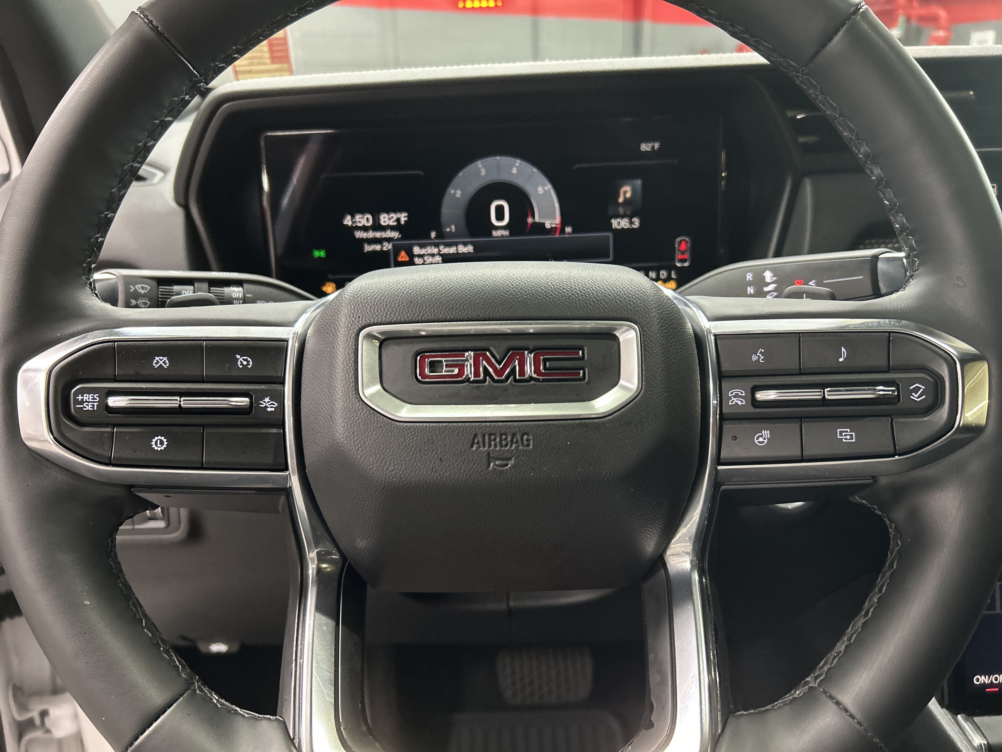 Used 2025 GMC Terrain Elevation AWD/4WD image 18