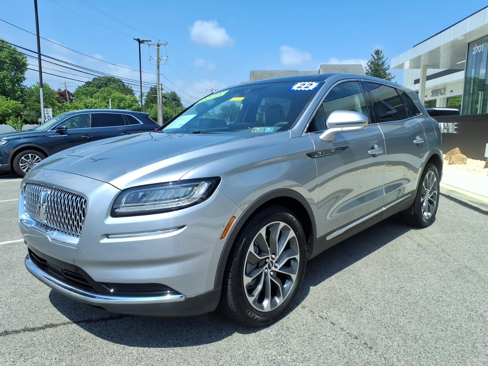 Certified 2022 Lincoln Nautilus Reserve AWD/4WD image 5