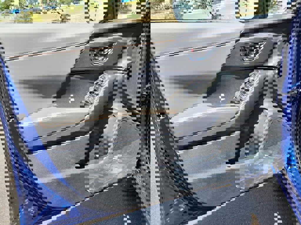 New 2025 Subaru Crosstrek 2.5i Limited w/ Popular Package #3A image 22