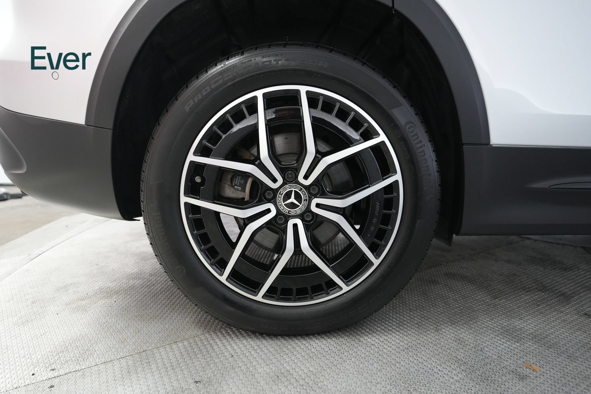 Used 2023 Mercedes-Benz EQB 350 4MATIC SUV image 22
