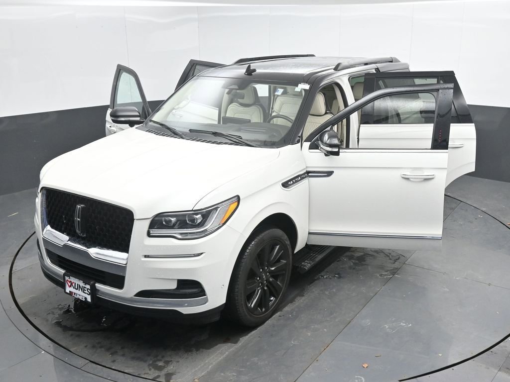 Used 2022 Lincoln Navigator Black Label image 56
