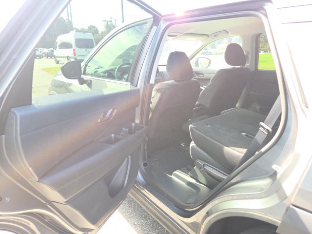 Used 2025 Nissan Pathfinder S AWD/4WD image 15
