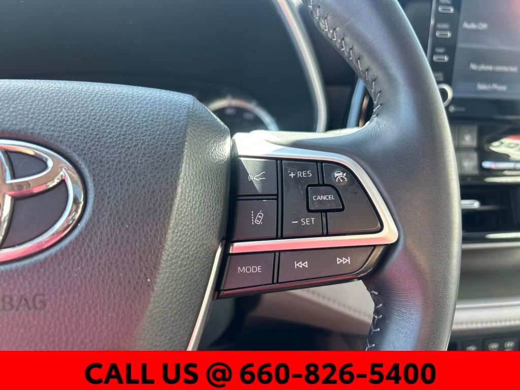 Used 2022 Toyota Highlander XLE image 21
