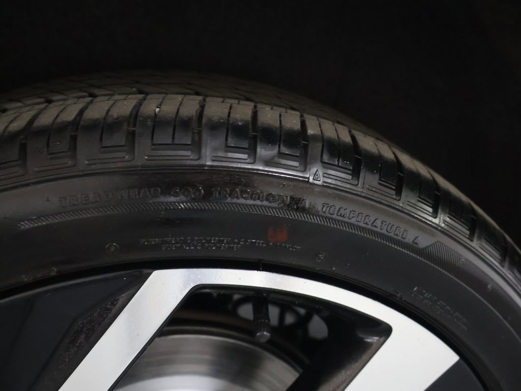 Used 2022 Nissan Rogue Sport SL w/ Premium Package image 33