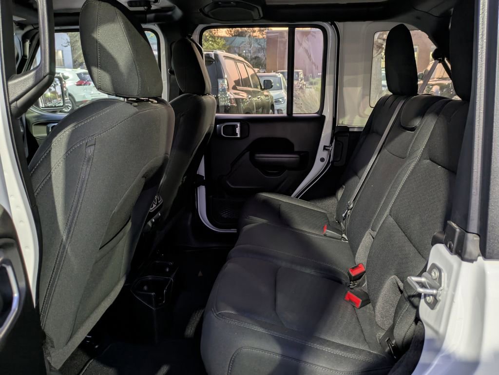 Used 2021 Jeep Wrangler Unlimited Sport image 14