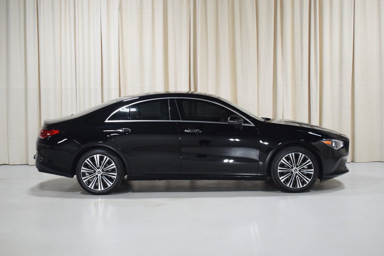 Used 2023 Mercedes-Benz CLA 250 4MATIC image 15