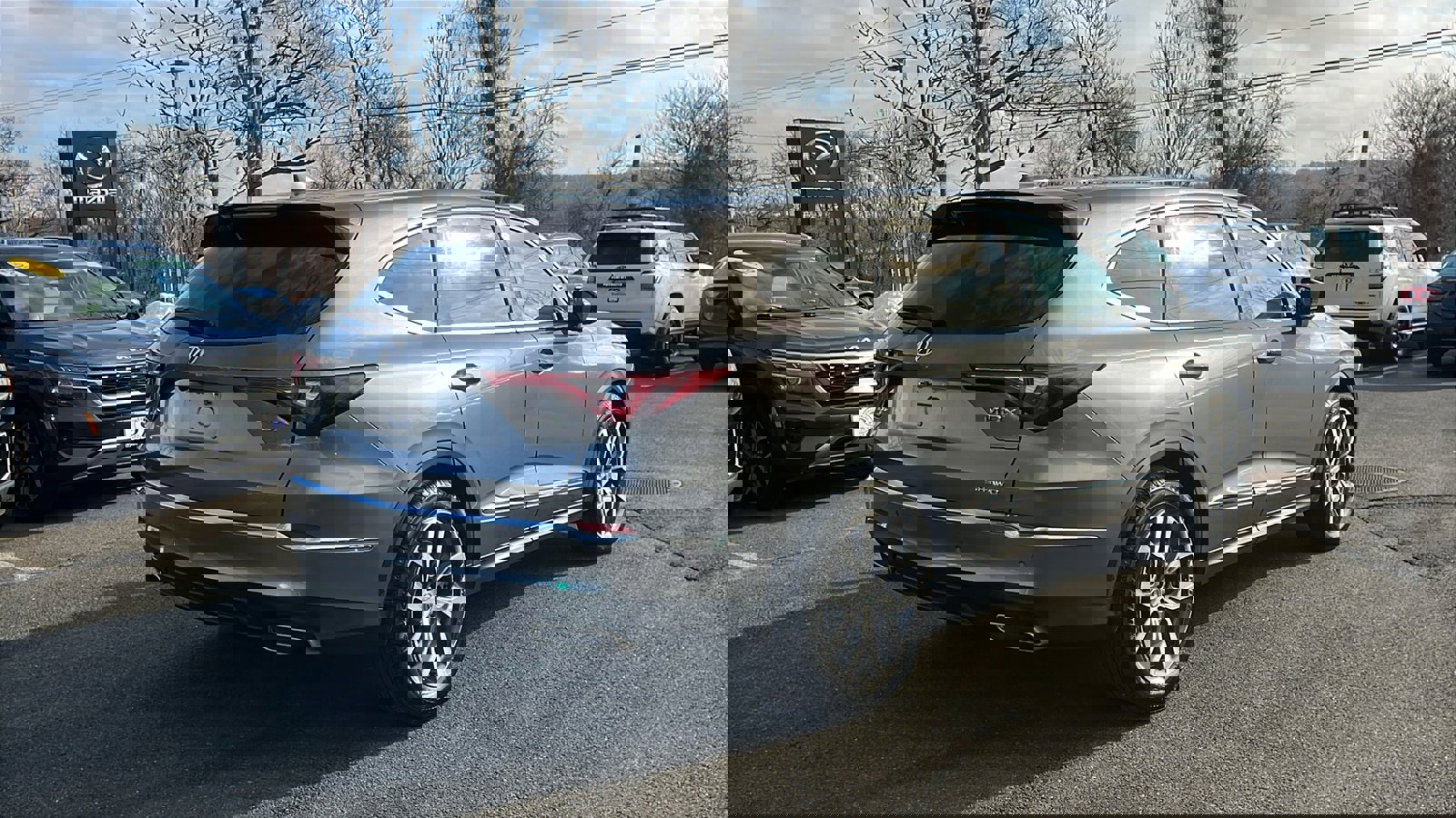 Used 2023 Acura MDX SH-AWD w/ Technology Package image 6