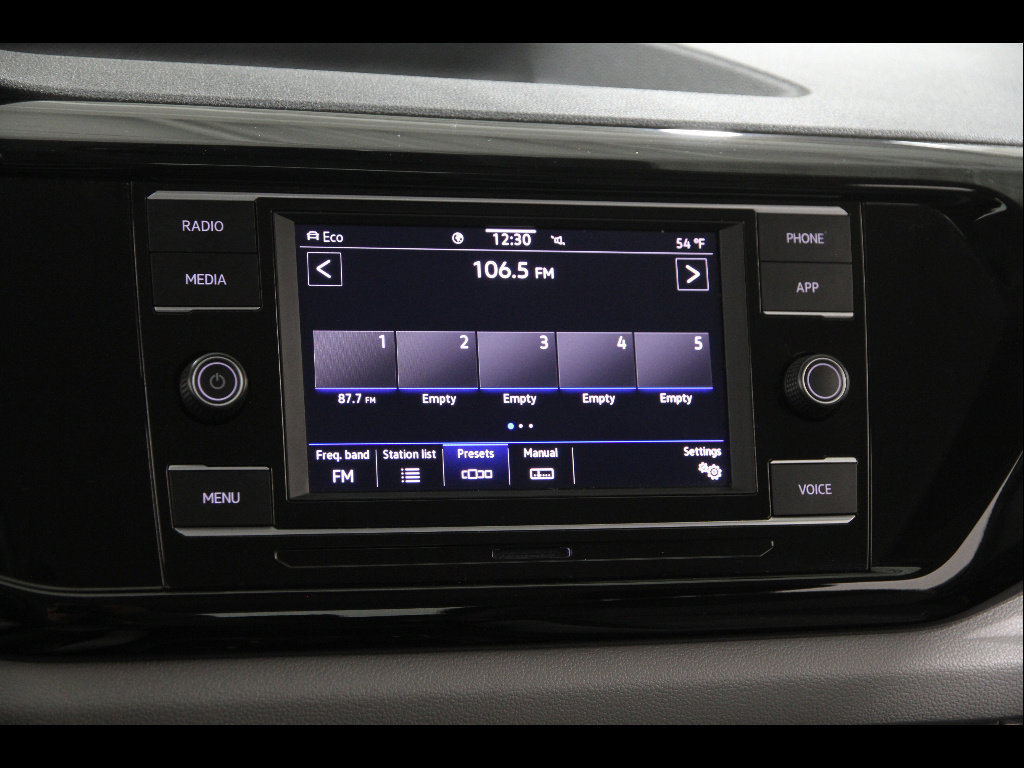 Used 2023 Volkswagen Taos S image 10