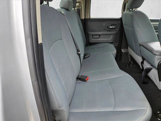 Used 2018 RAM 1500 Classic SLT image 22