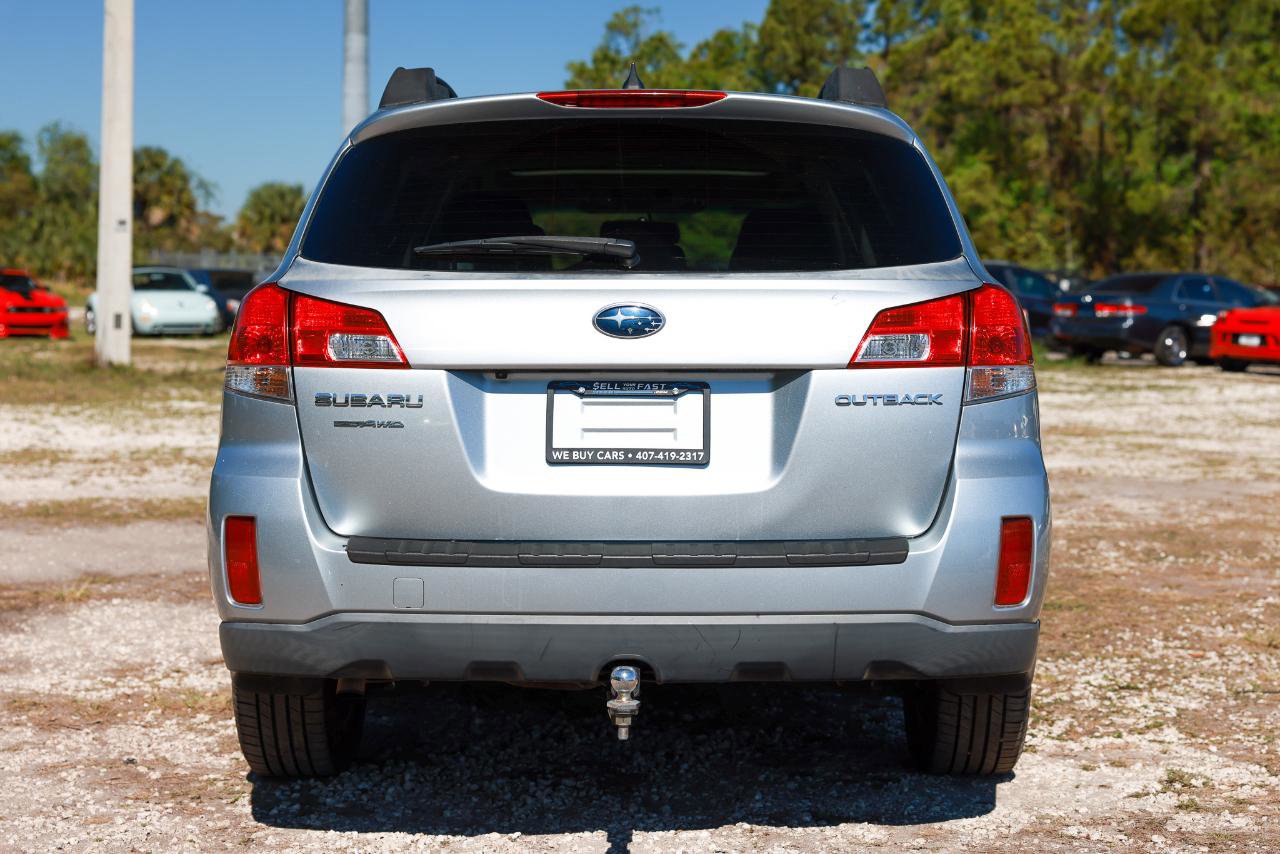 Used 2013 Subaru Outback 2.5i Limited w/ Moonroof Pkg image 7