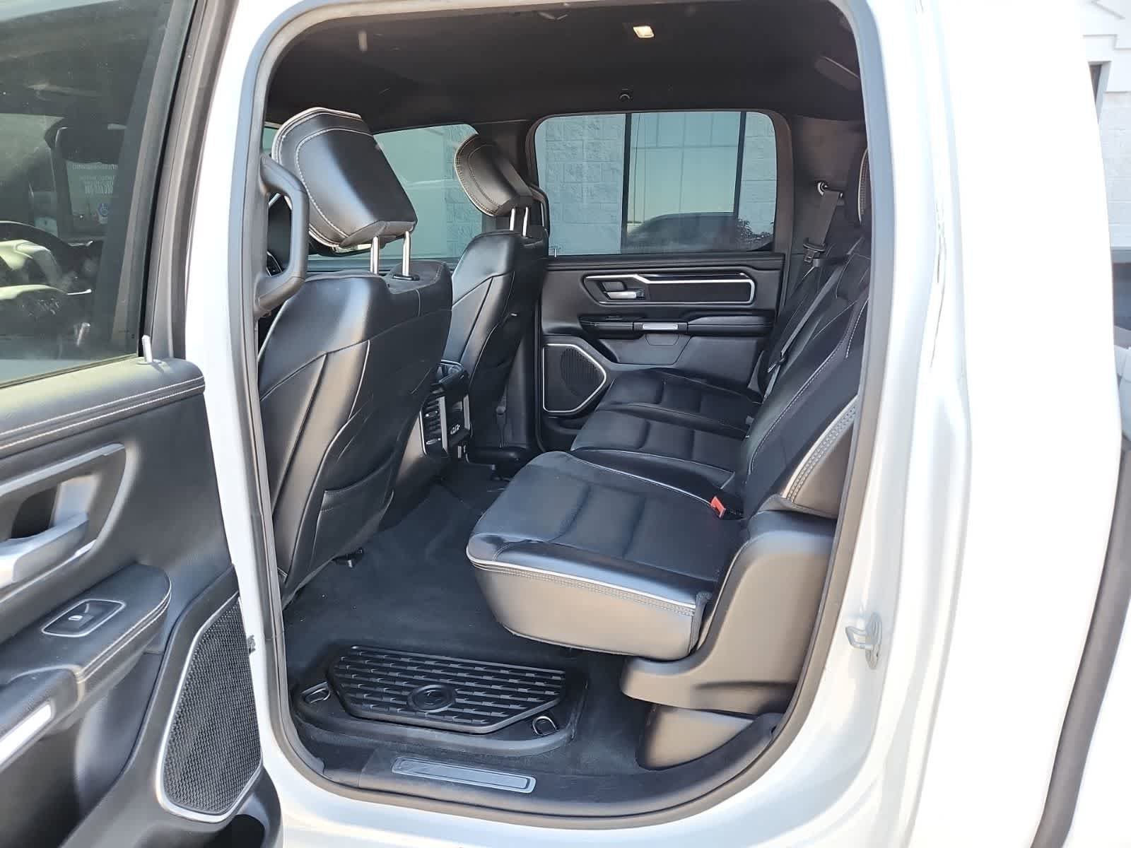 Used 2019 RAM 1500 Laramie w/ Sport Appearance Package AWD/4WD image 24