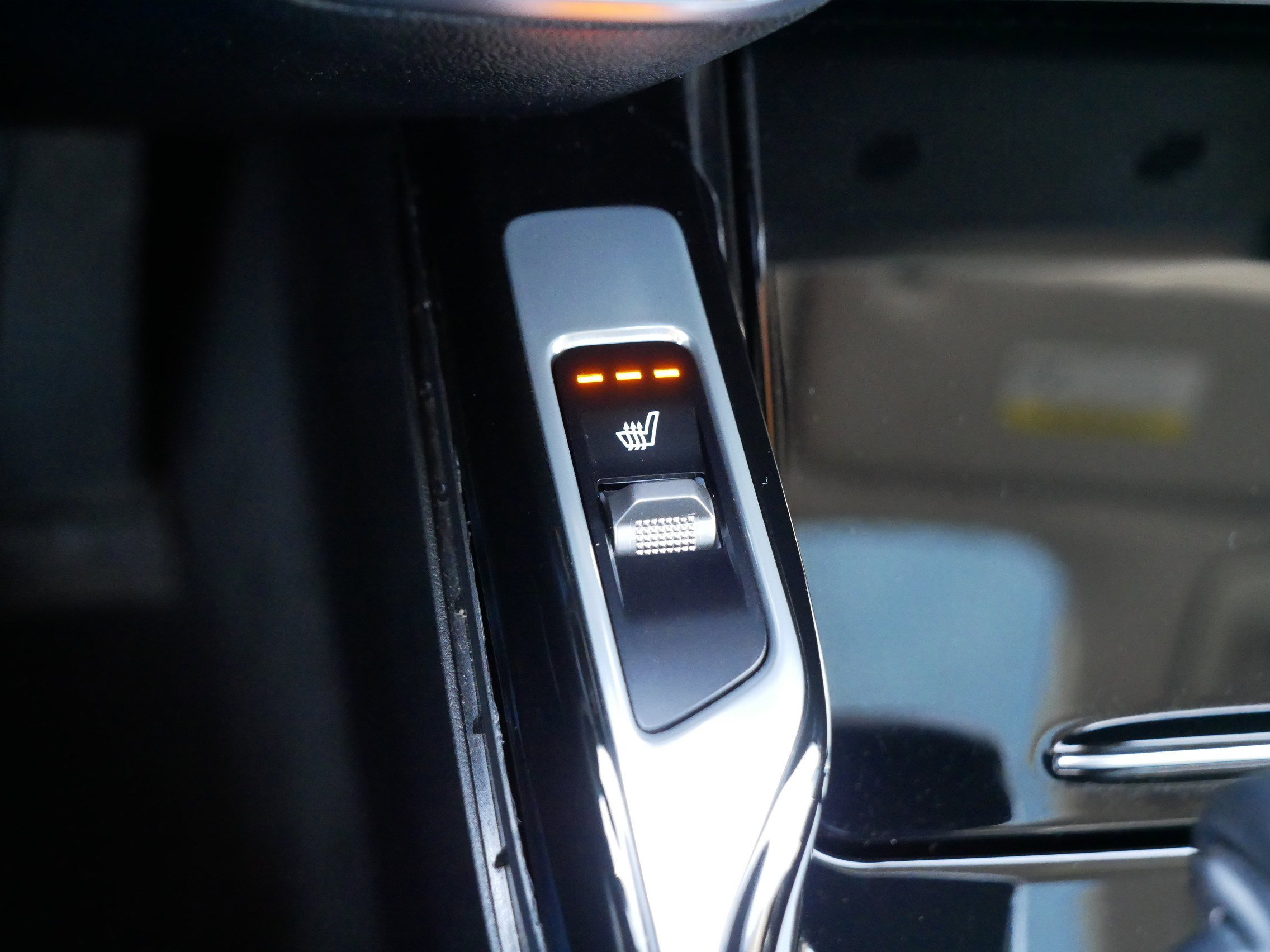 Certified 2022 Kia Sorento SX image 28