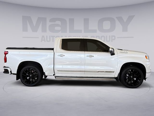 Used 2024 Chevrolet Silverado 1500 High Country w/ High Country Premium Package image 6