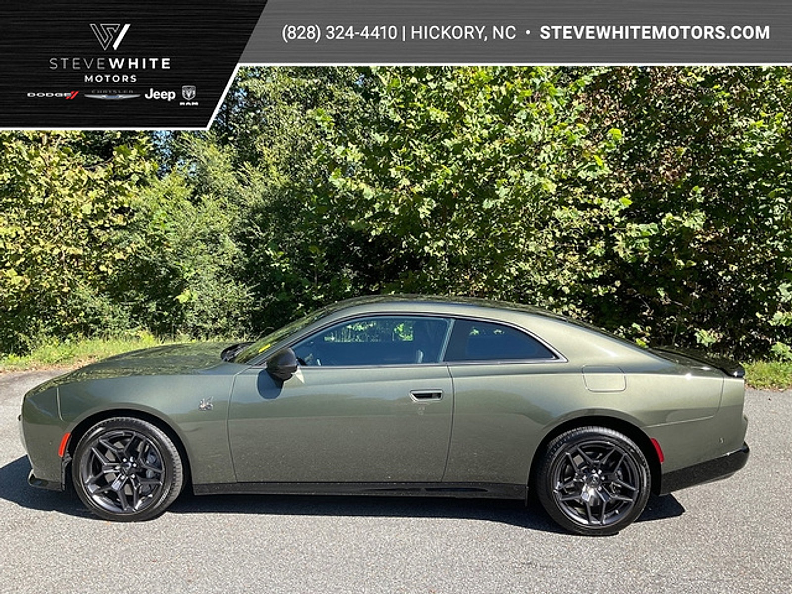 Used 2026 Dodge Charger Scat Pack AWD/4WD image 1