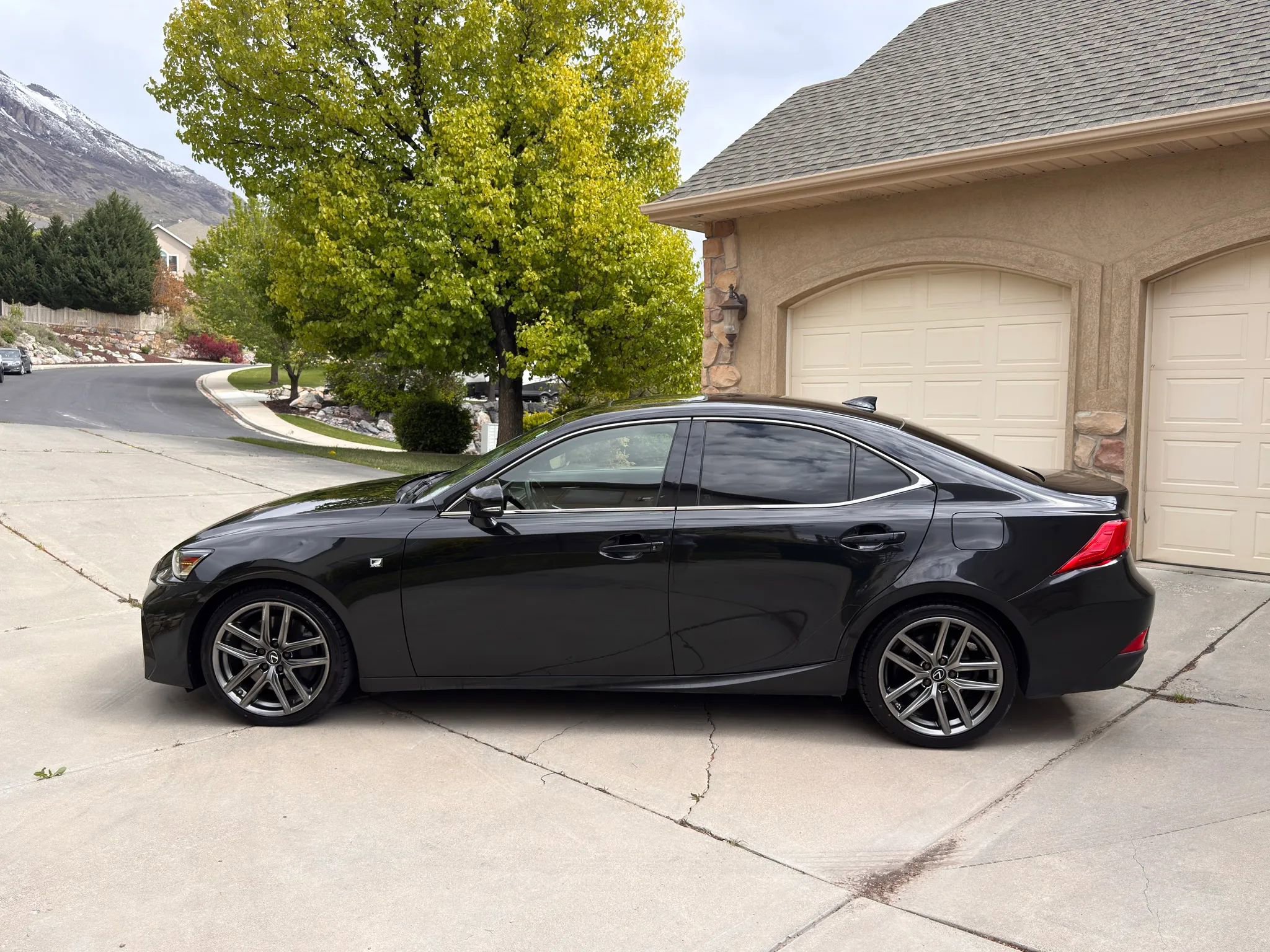 Used 2020 Lexus IS 300 F Sport AWD/4WD image 11