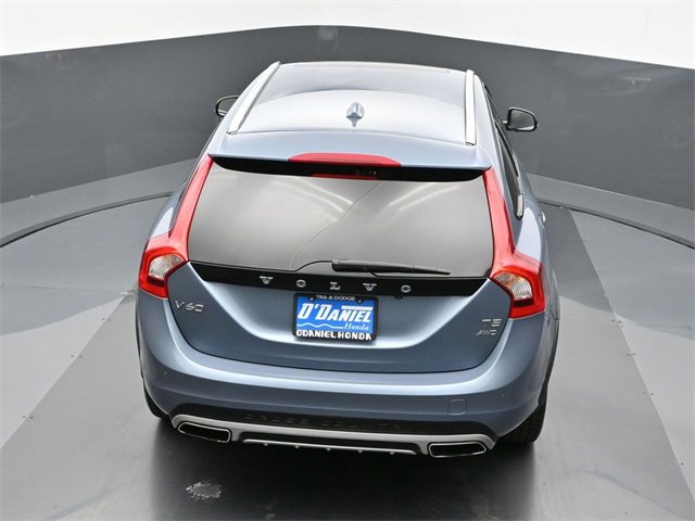 Used 2018 Volvo V60 T5 Cross Country w/ Convenience Package image 16