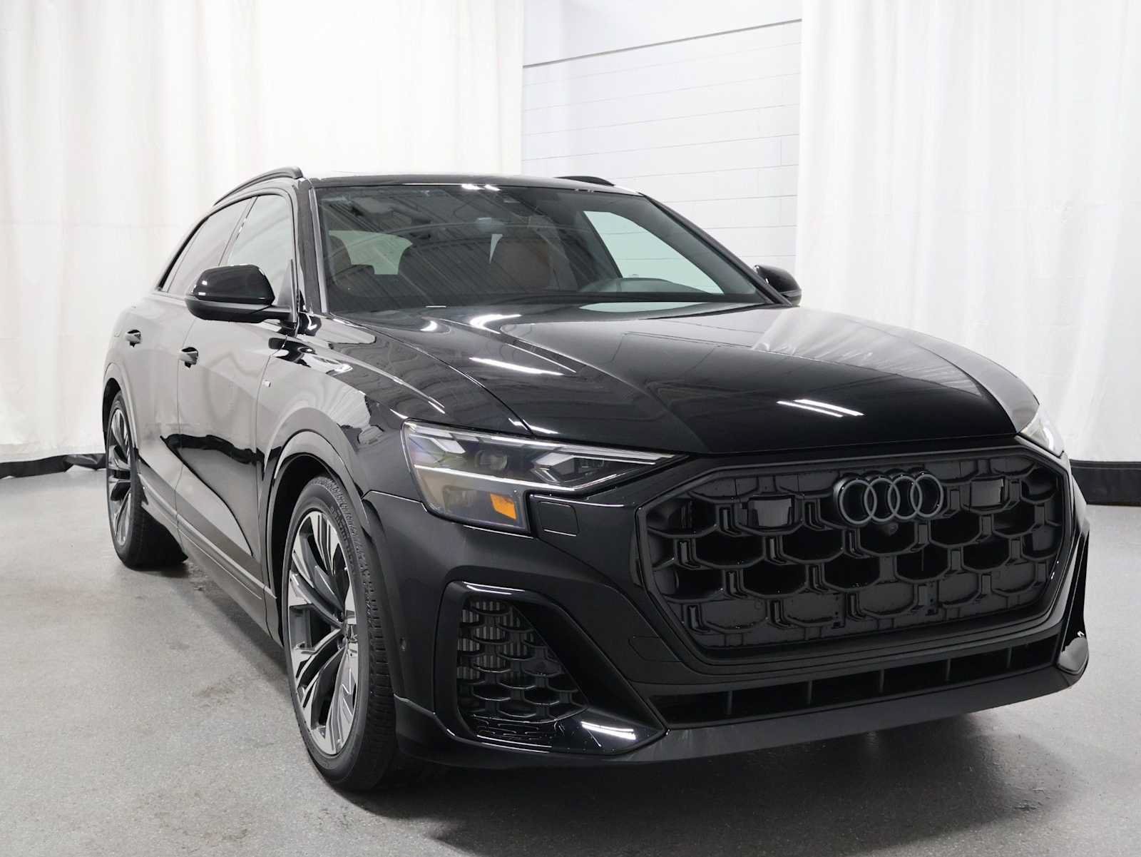 New 2026 Audi Q8 Premium Plus AWD/4WD image 13