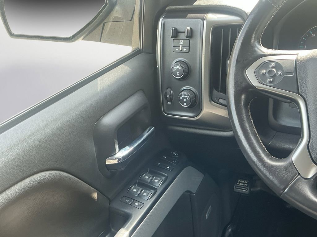 Used 2018 Chevrolet Silverado 1500 LT w/ All Star Edition image 19