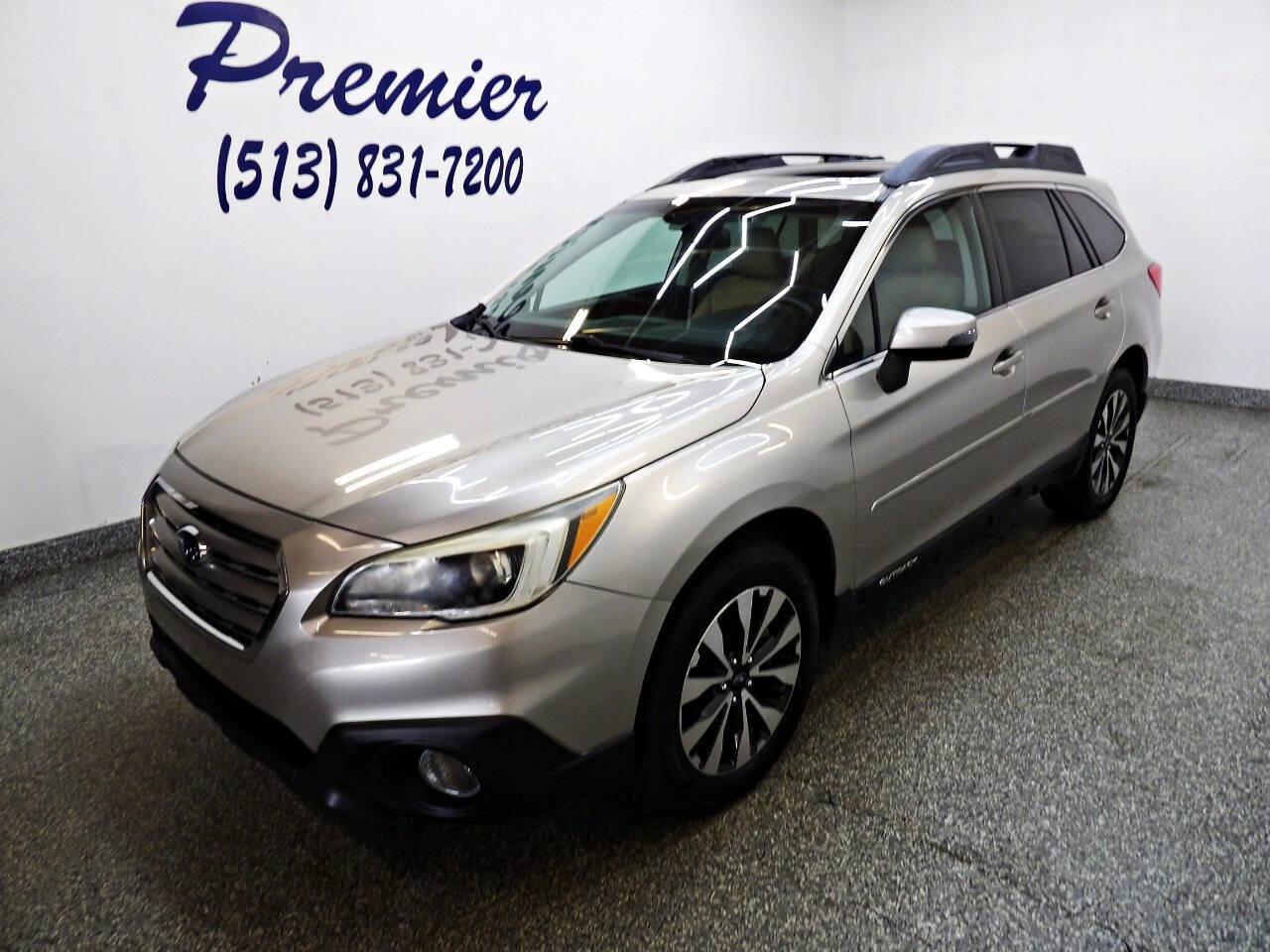 Used 2016 Subaru Outback 3.6R Limited AWD/4WD image 1