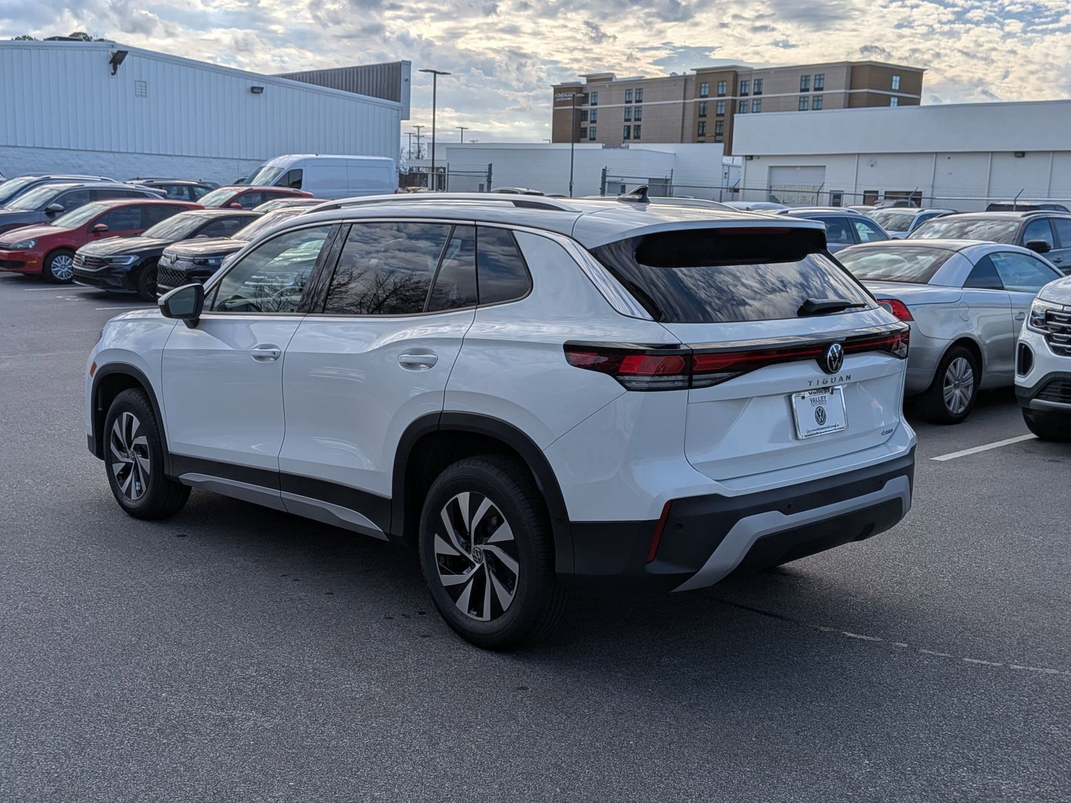 New 2026 Volkswagen Tiguan S AWD/4WD image 5