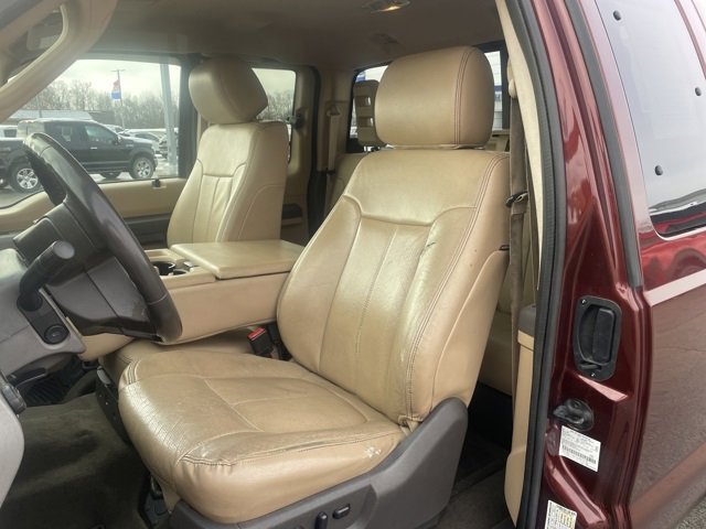 Used 2016 Ford F250 Lariat w/ Lariat Interior Package image 27