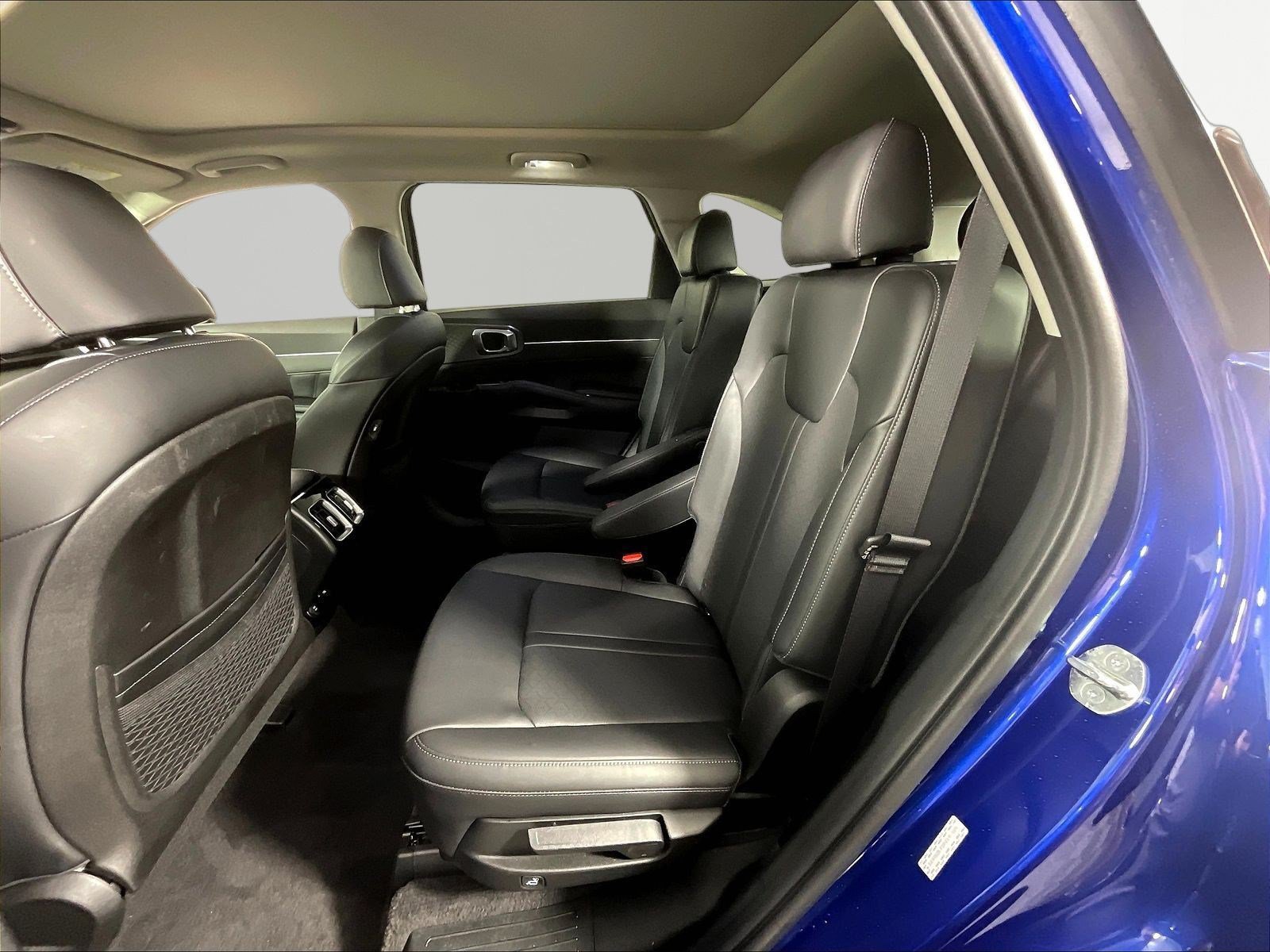 Used 2023 Kia Sorento SX AWD/4WD image 22