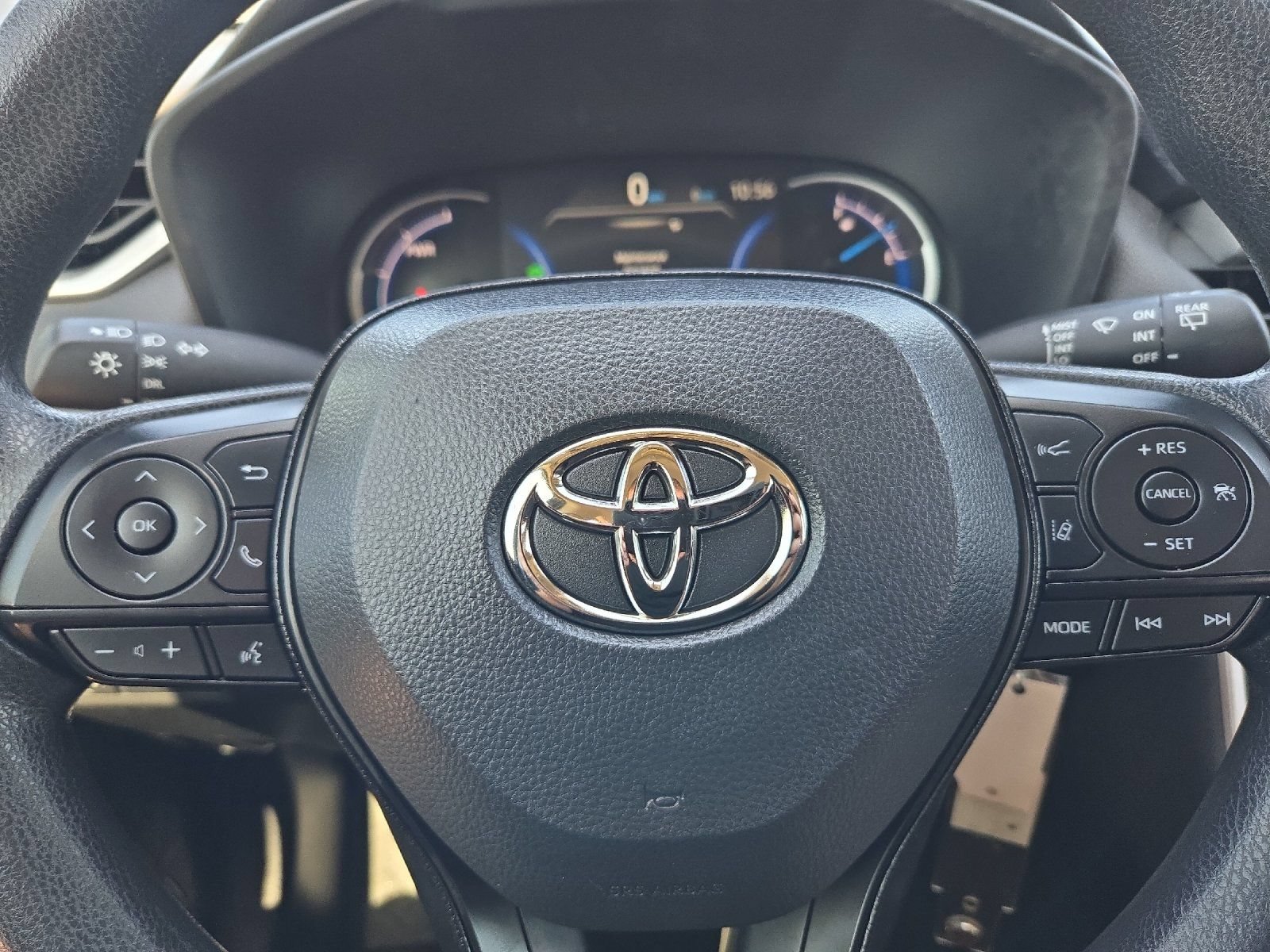 Certified 2025 Toyota RAV4 LE AWD/4WD image 22