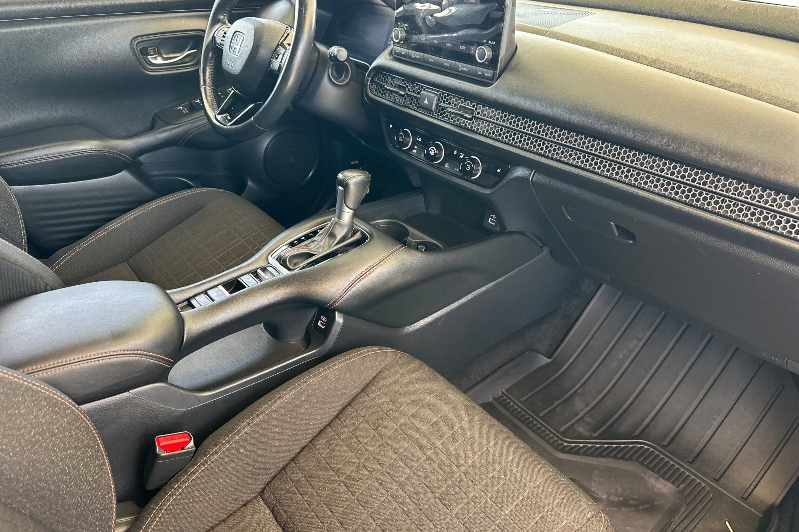 Certified 2023 Honda HR-V Sport image 16