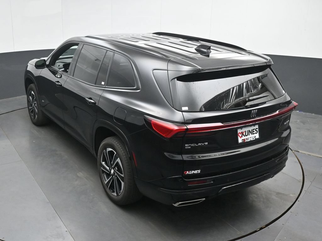 Used 2025 Buick Enclave Sport Touring AWD/4WD image 39