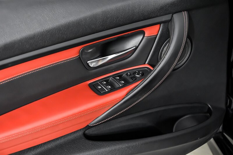 Used 2016 BMW M3 RWD image 14