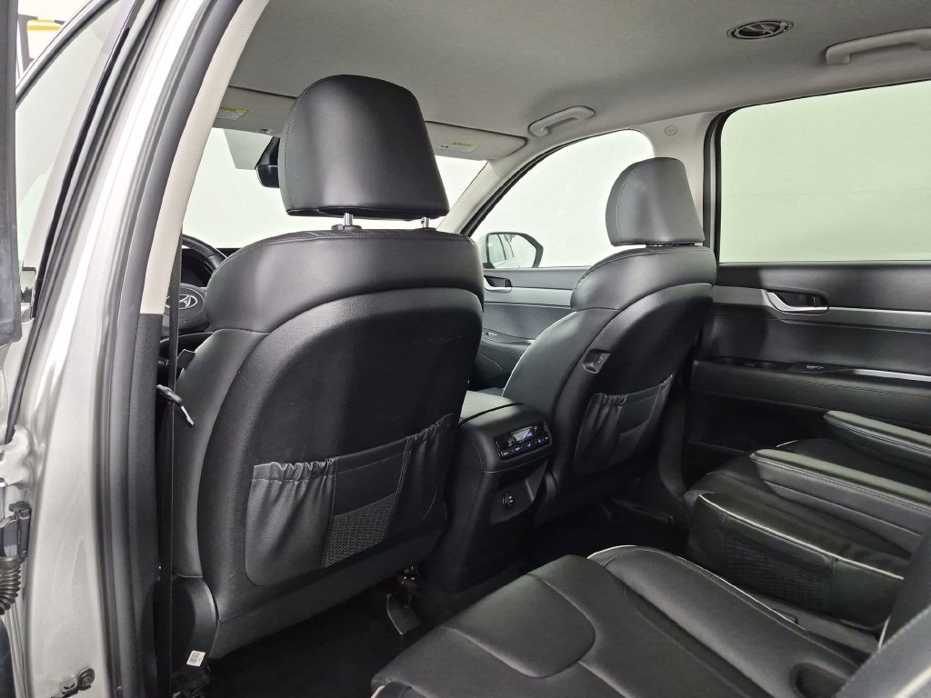 Used 2024 Hyundai Palisade SEL FWD image 32