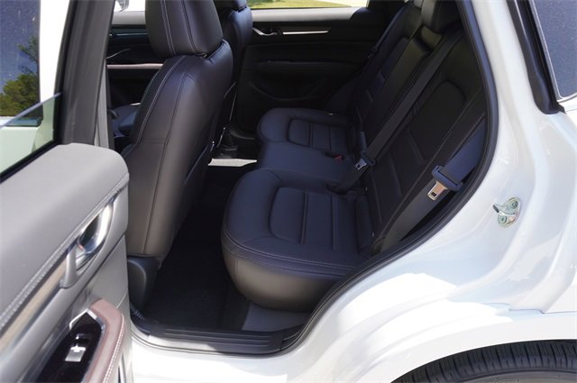 New 2025 MAZDA CX-5 Signature image 19