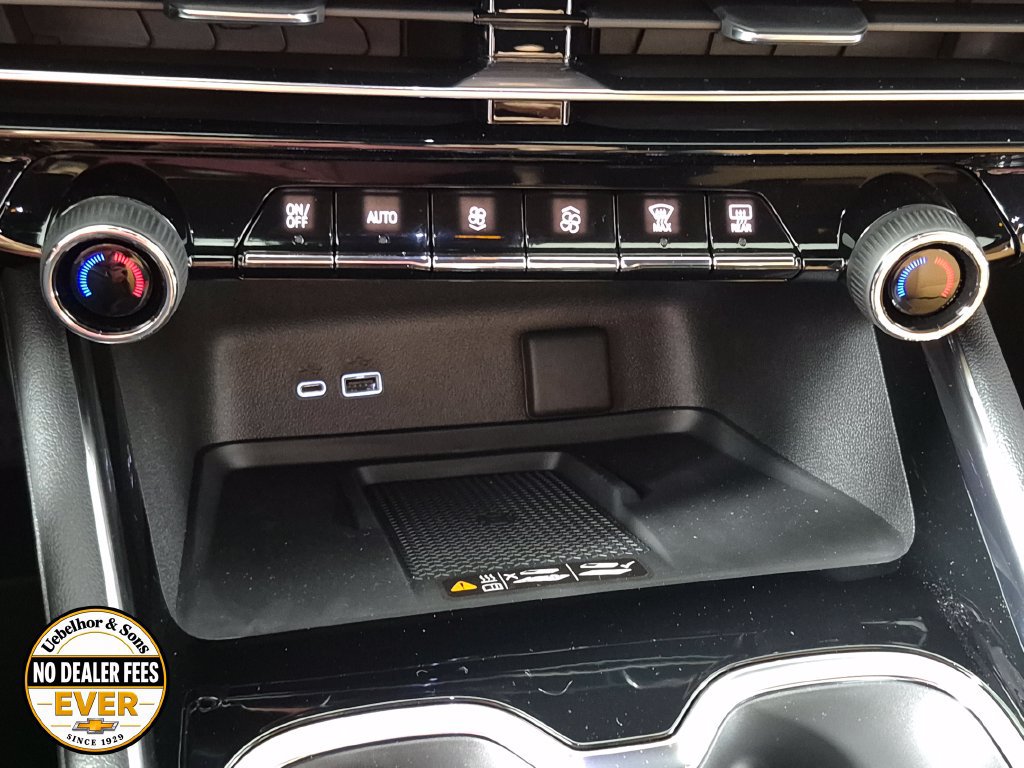 New 2027 Chevrolet Traverse Z71 w/ Enhanced Driving Package AWD/4WD image 19