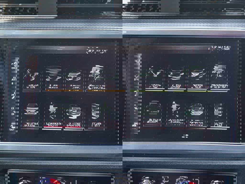 Used 2023 Audi Q3 2.0T Premium Plus w/ Premium Plus Package AWD/4WD image 13